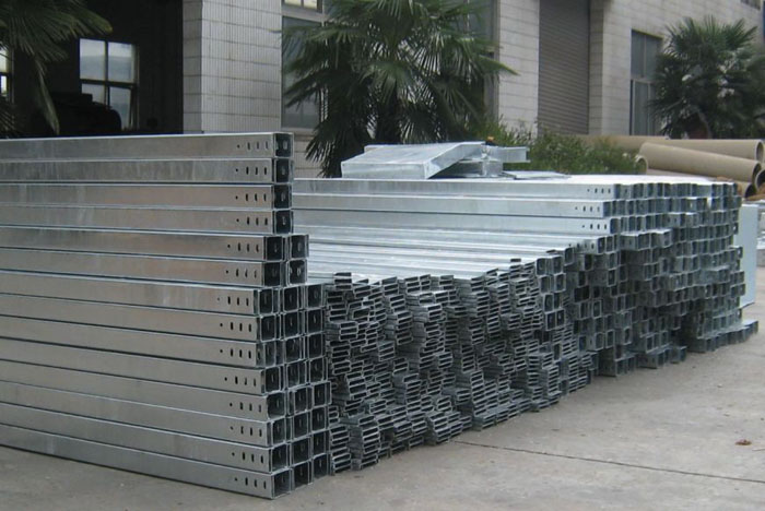 ����\����